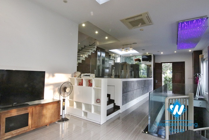 Fully furnished pool villa to rent in Vinhomes Riverside Hanoi